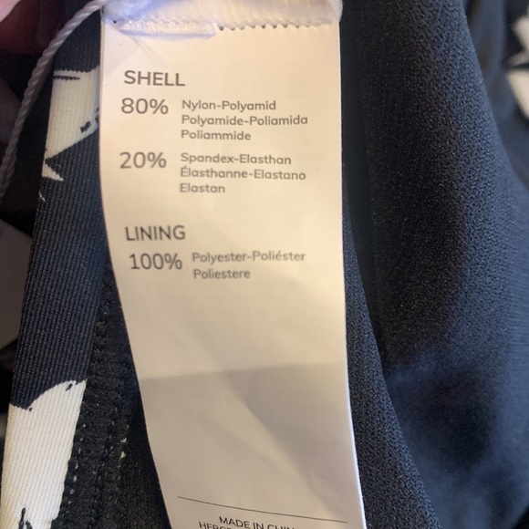 Glowbeam 1 Piece Ruched Black and White Swimsuit Size 1X Tummy Control NWT - Picture 11 of 15